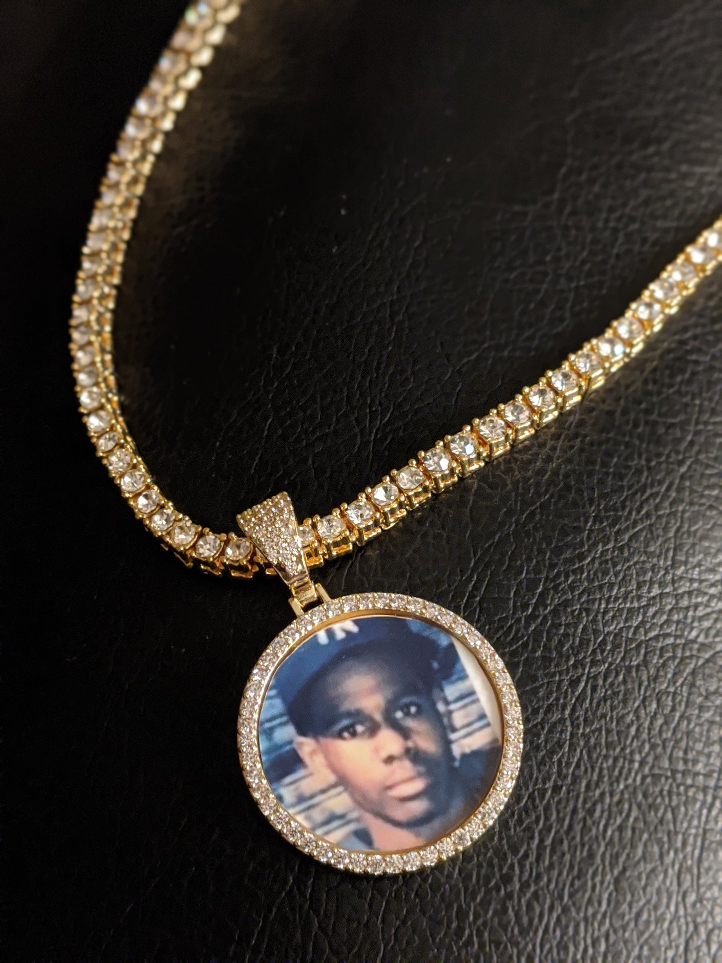 Picture Of Love (Small 1.0")
