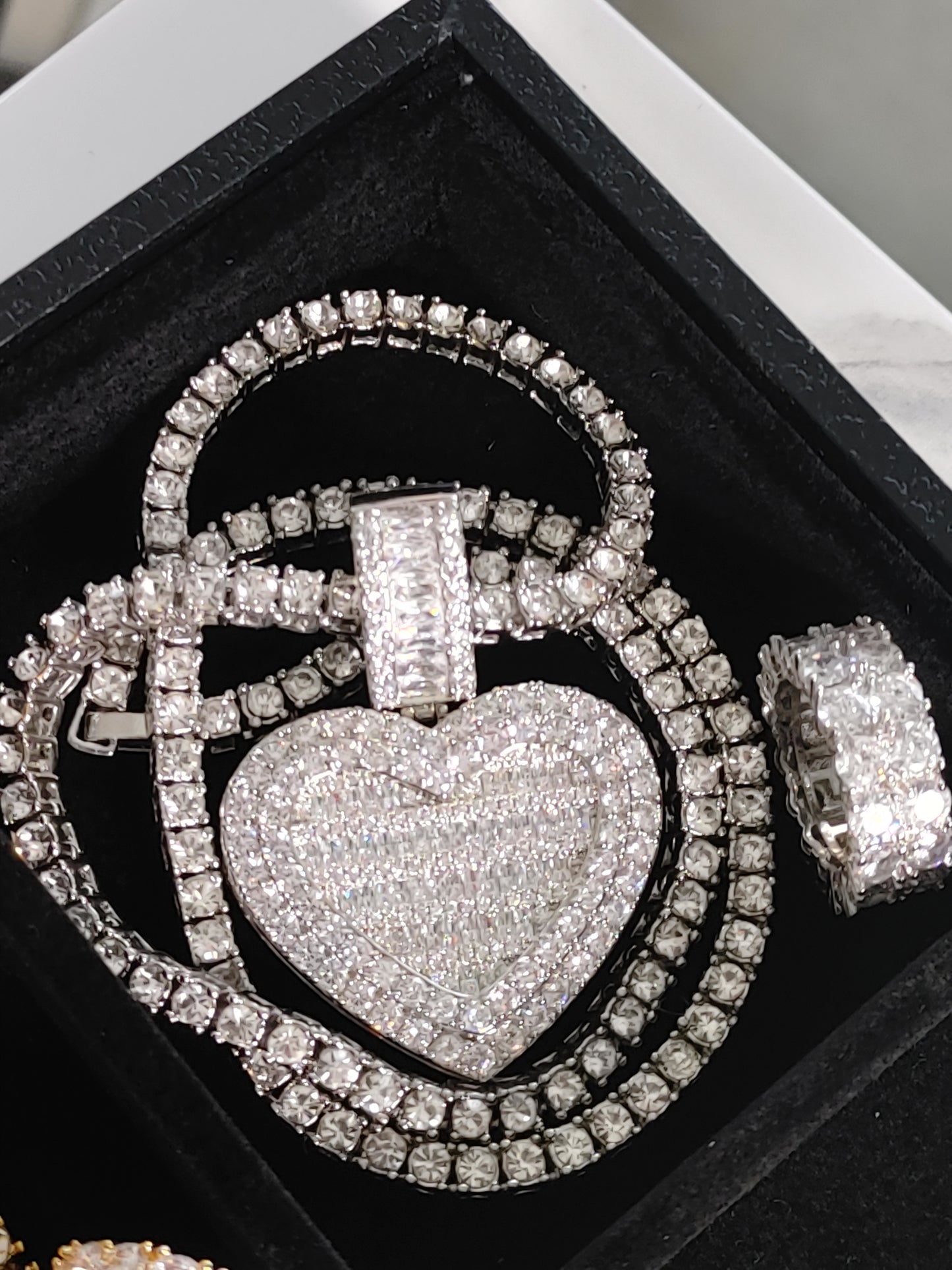 Large Diamond keepsake photo Locket (1.5")