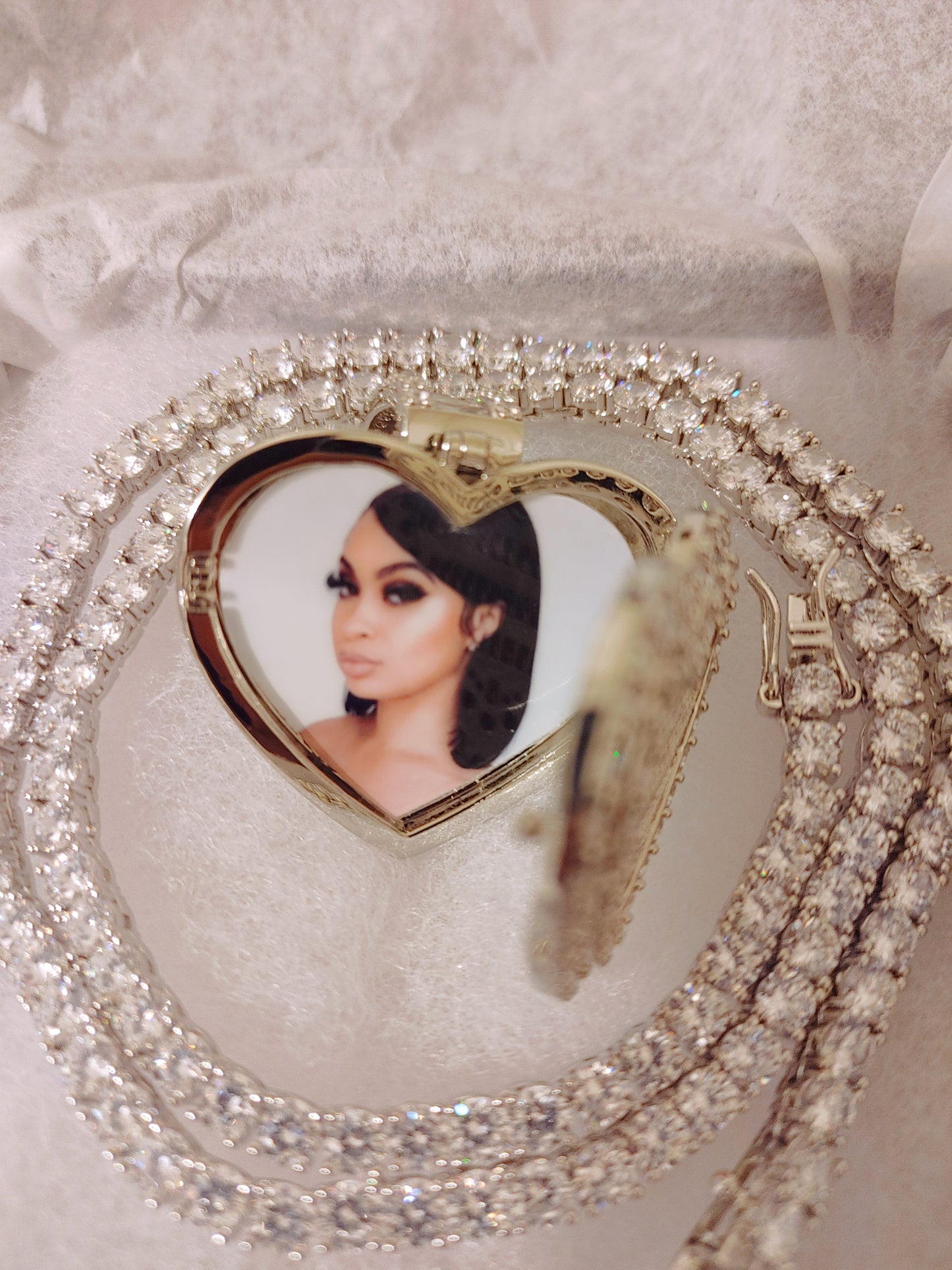 Large Diamond keepsake photo Locket (1.5")