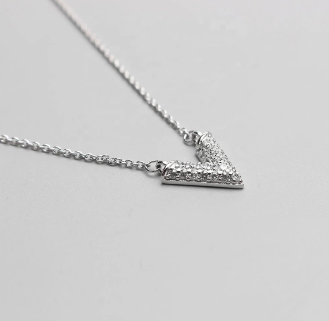 V Vibes Necklace