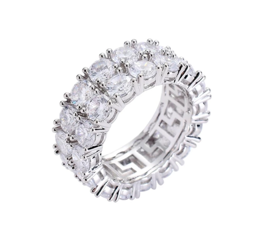 Ring of Diamonds