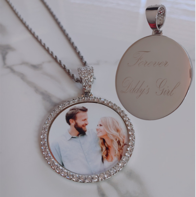 Picture Of Love (Small 1.0")