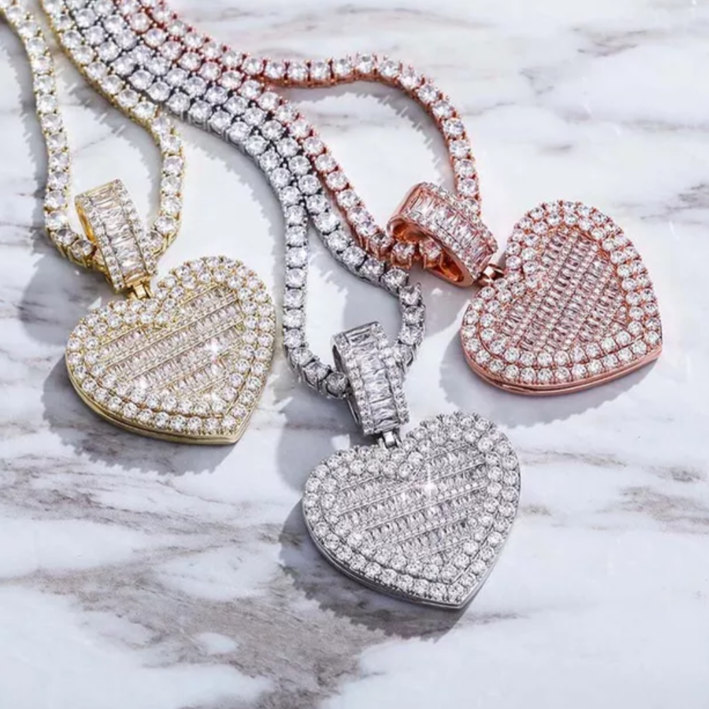 Small Diamond keepsake photo Locket (1.0")
