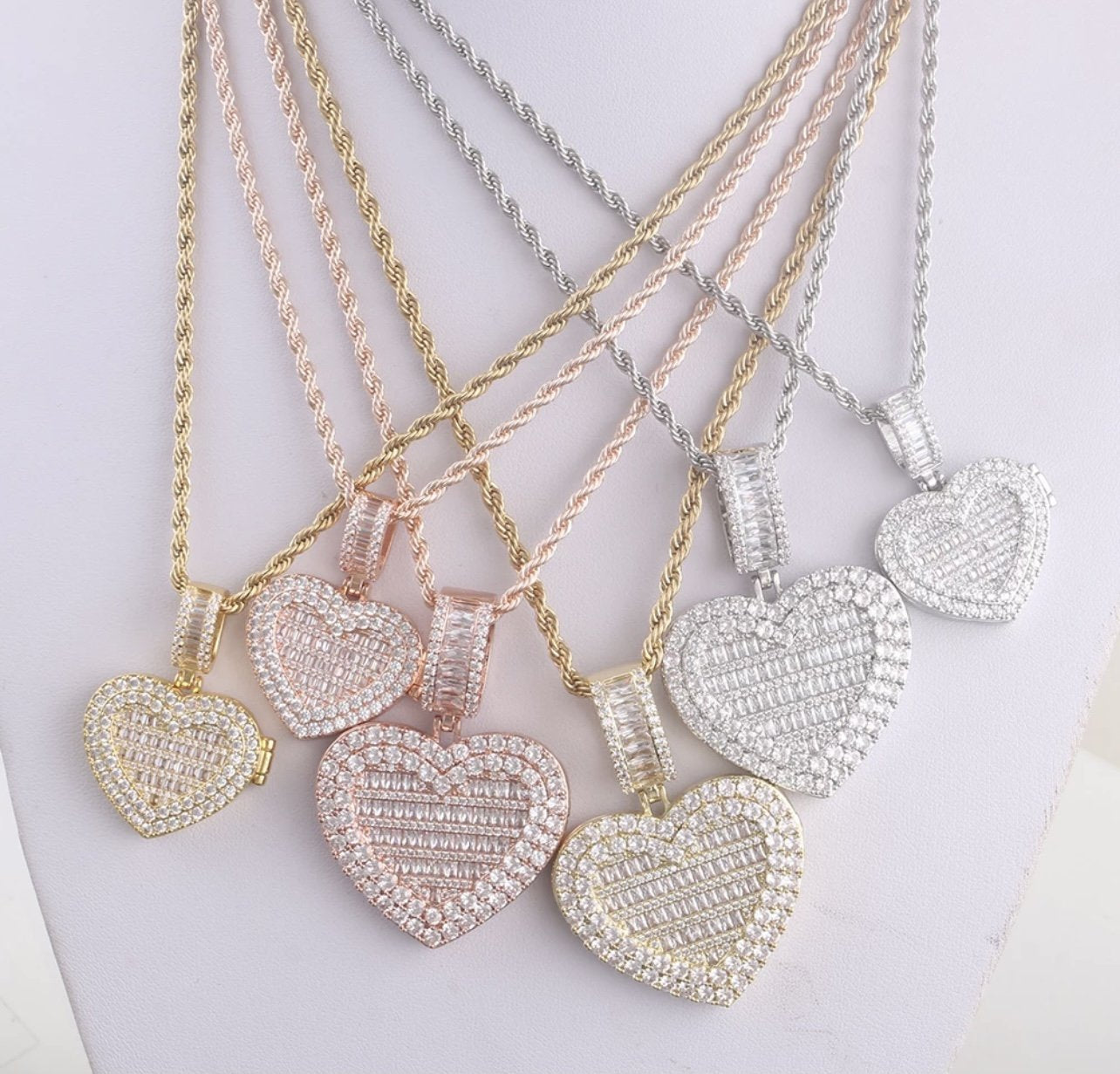 Small Diamond keepsake photo Locket (1.0")
