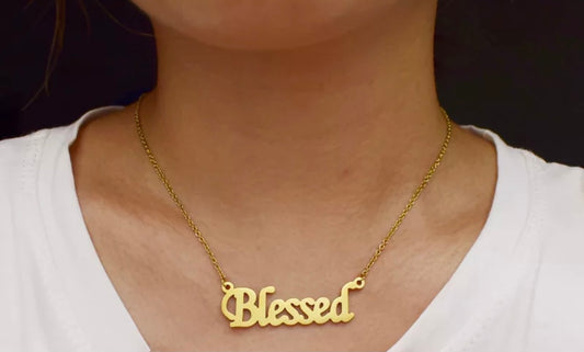 Blessed | Necklaces | Diamond Pendant Necklace | De klaire